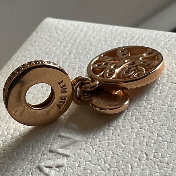 Pandora Rose Gold Family Tree charm - Picture 5 of 6
